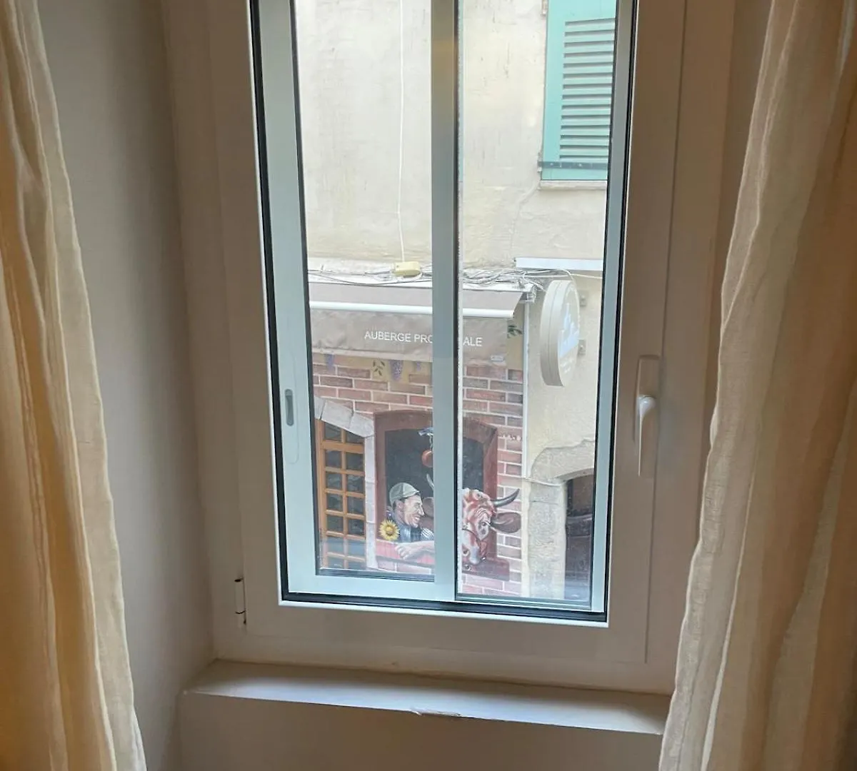 Cannes Historic Center Apartment